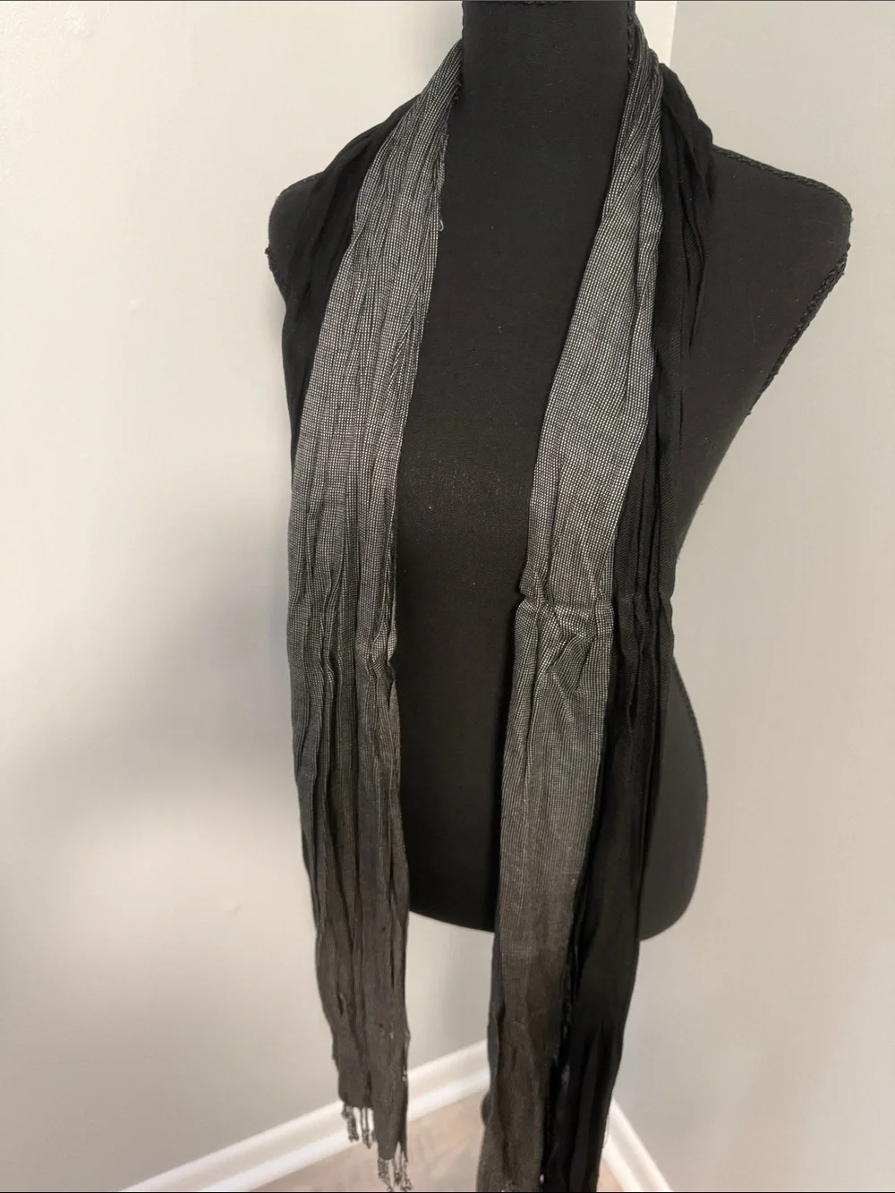 Lightweight Two-Tone Black and Charcoal Scarf